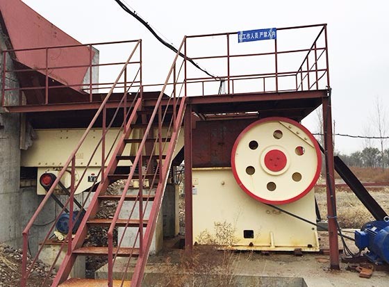 云南白云巖破碎生產(chǎn)線案例 云南白云巖破碎生產(chǎn)線案例